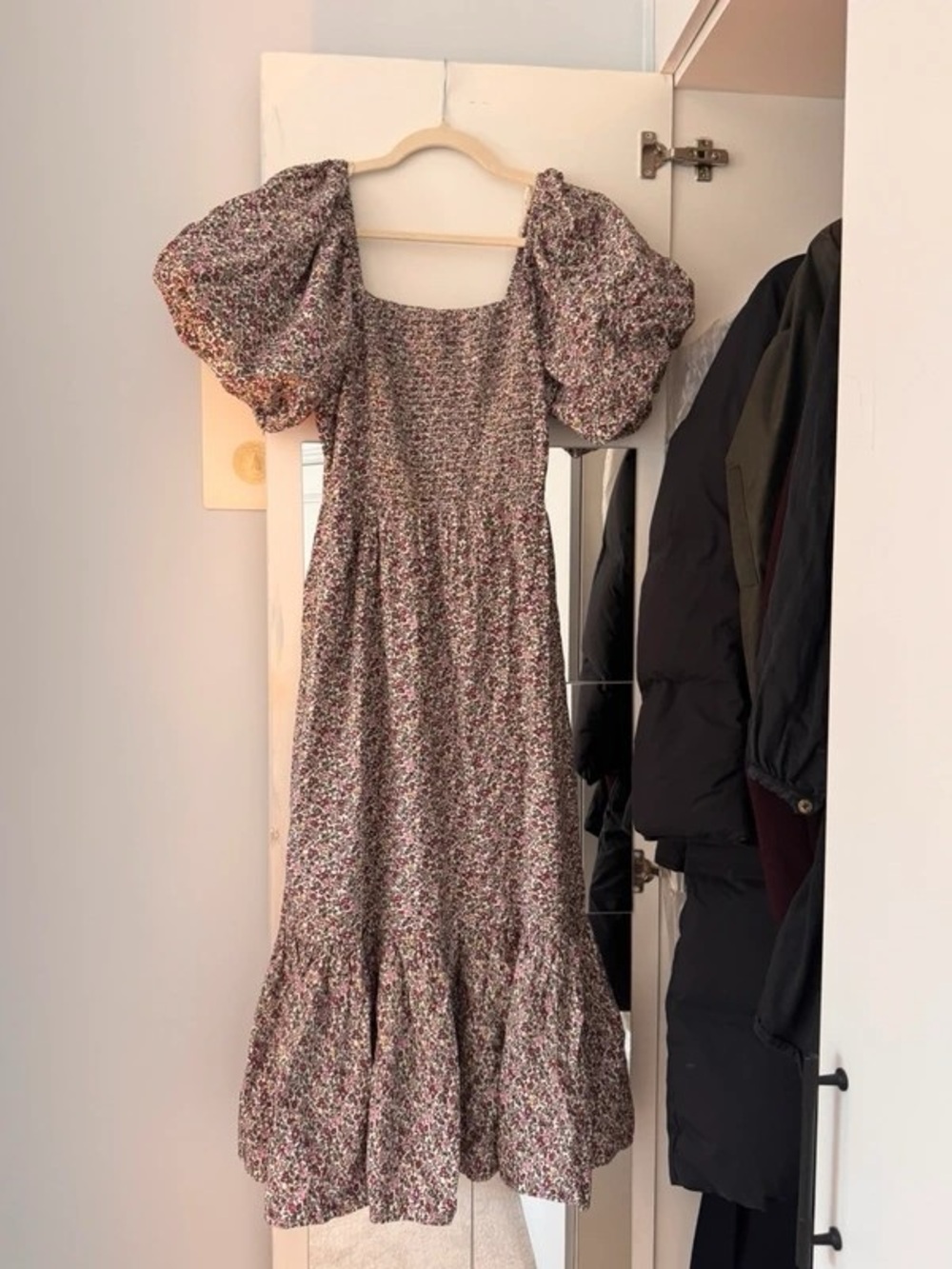 Puff-Sleeve Floral Midi Dress in Mauve